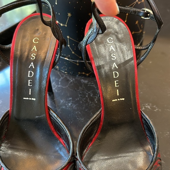 Casadei vintage red pumps - Picture 8 of 10